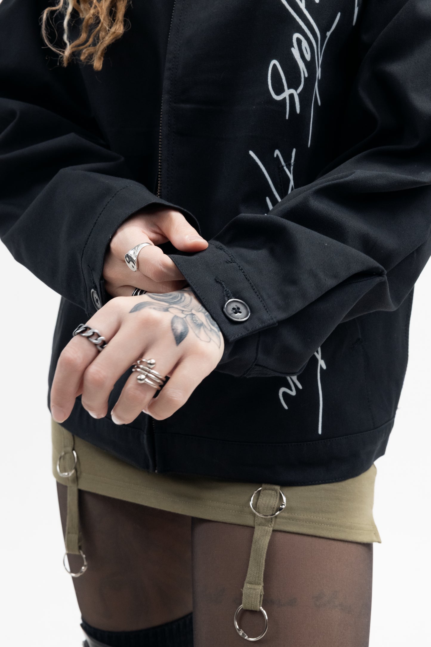 MOVE IN SILENCE - SIGNATURE JACKET